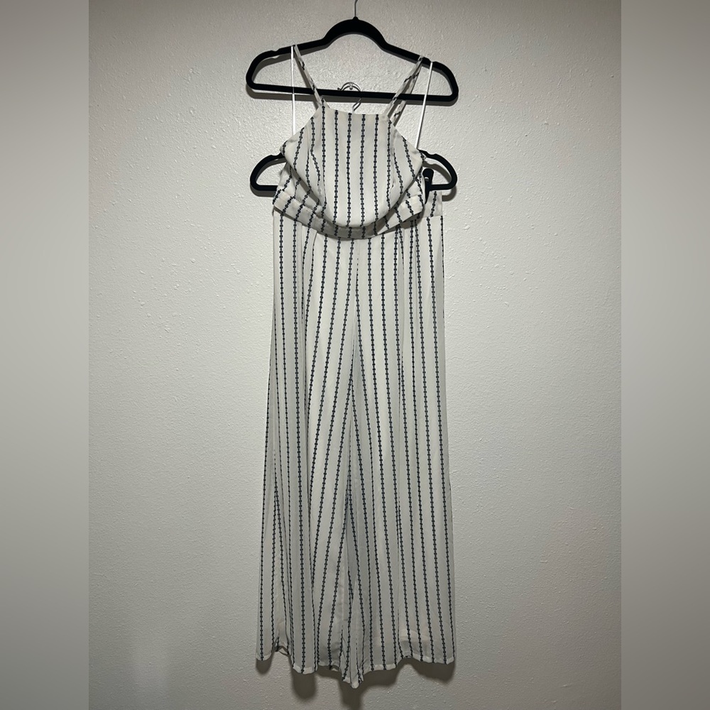 FASHIONNOVA 2 Piece Set. Flowy Pants and Strappy Top